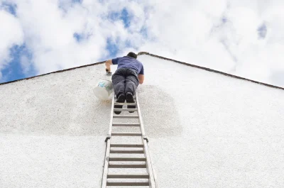 Peinture extérieure à Montillot — façades et ravalement